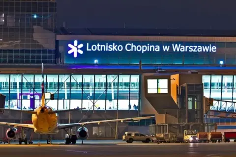Czy lotnisko Okęcie to lotnisko Chopina? Odkryj prawdę o nazwach