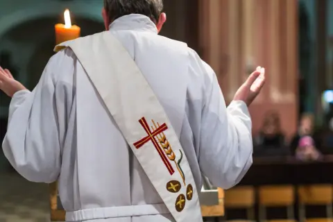 Czy astrologia to grzech? Poznaj nauczanie Kościoła katolickiego