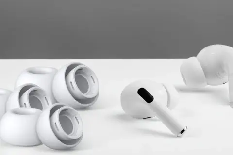 Jak zmienić gumki w AirPods Pro i poprawić komfort słuchania