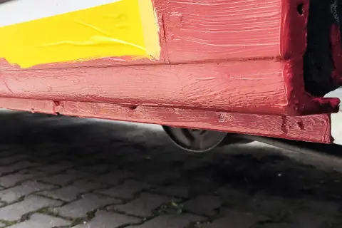 Jaka farba do podwozia? Wybierz najlepszą ochronę przed korozją