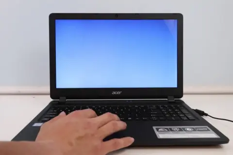 Jak zresetować laptop Acer Windows 10 i uniknąć utraty danych
