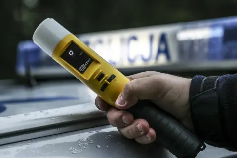 Alkomat świeczka: jak działa? Czy można mu zaufać?