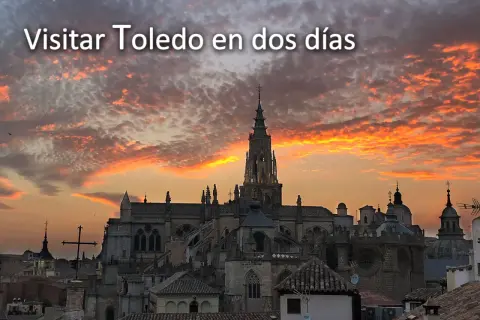 Atardecer sobre Toledo, ideal para planificar qué ver en Toledo en dos días. La Catedral domina el horizonte.