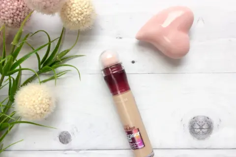 Jak otworzyć korektor Maybelline - proste sposoby na łatwe otwarcie