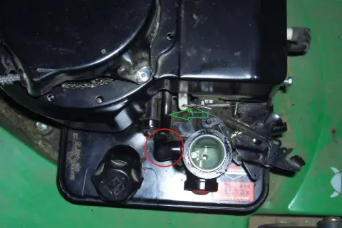Napęd kosiarki Briggs & Stratton nie działa? Wymień linkę!