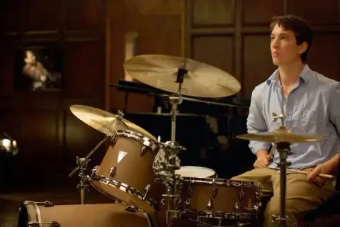 Recenzja filmu Whiplash: Emocjonująca podróż w świat jazzu