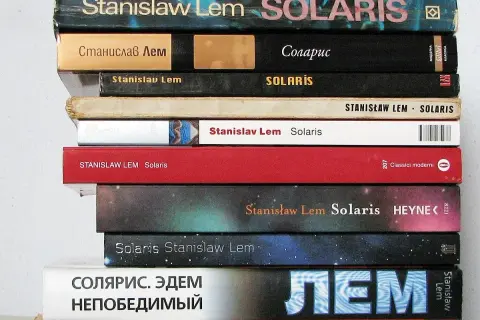 Solaris - fascynująca powieść Lema o kontakcie z obcym