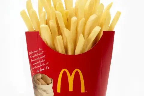 Ile kcal mają frytki z McDonald's? Kaloryczność wszystkich porcji