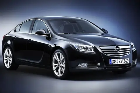 Opel Insignia: Opinie kierowców i recenzje tego popularnego modelu