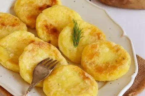 Co zrobić z resztą ugotowanych ziemniaków? Proste przepisy bez marnowania!
