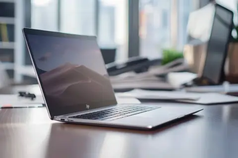 HP EliteBook 8460p: Czy kultowy model nadal wart uwagi? Analiza