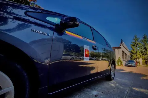 Ile można zarobić na taxi? Sprawdź realne zarobki kierowców