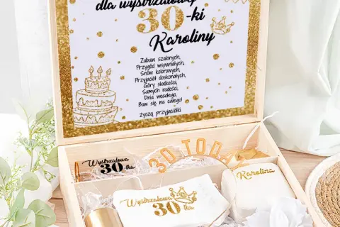 Najlepsze pomysły na prezent na 30 urodziny dla kobiety, które zachwycą
