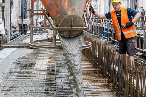Beton lekki zbrojony - poznaj jego zalety i zastosowania w budownictwie