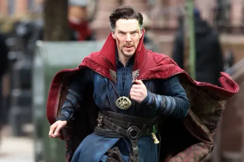 Doktor Strange recenzja: mroczne elementy, które zaskakują widza