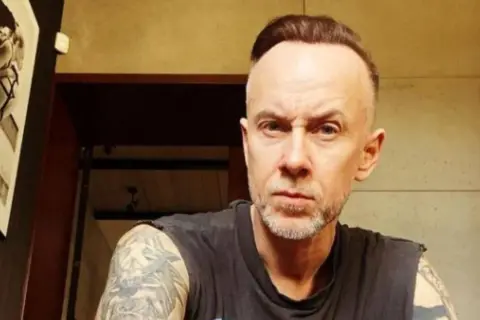 Kim jest Nergal? Poznaj tajemnice tożsamości i działalności tej kontrowersyjnej postaci