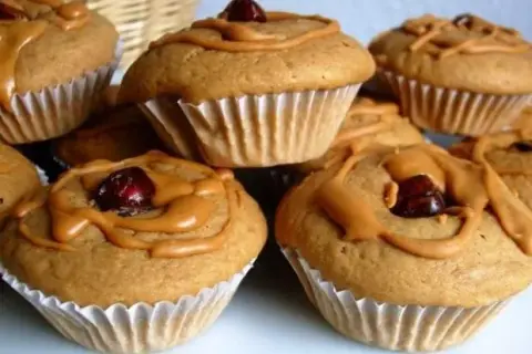 Dlaczego muffinki opadają? Oto najczęstsze przyczyny i rozwiązania