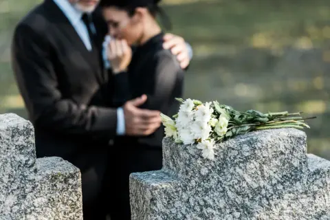 W co się ubrać na pogrzeb, aby okazać szacunek i elegancję