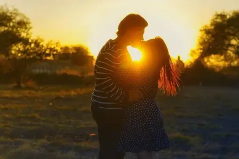 Czy można się kochać w ciąży? Bezpieczeństwo i fakty medyczne