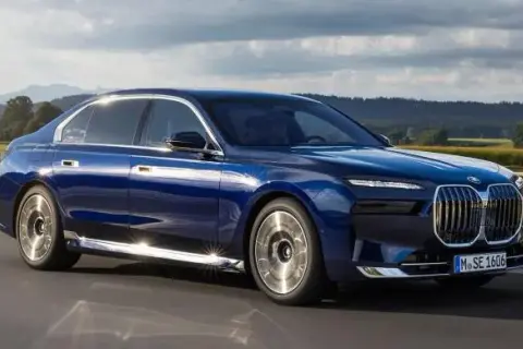 BMW M7 Cena: Ile Kosztuje Najpotężniejsza Seria 7 w Polsce?
