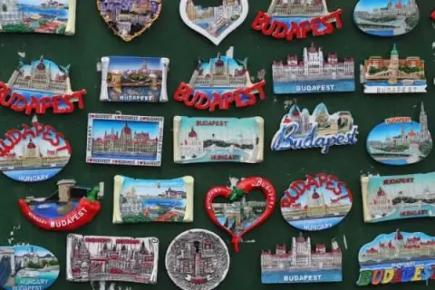 Gdzie kupić najlepsze pamiątki w Budapeszcie? Sprawdź najlepsze miejsca i porady!
