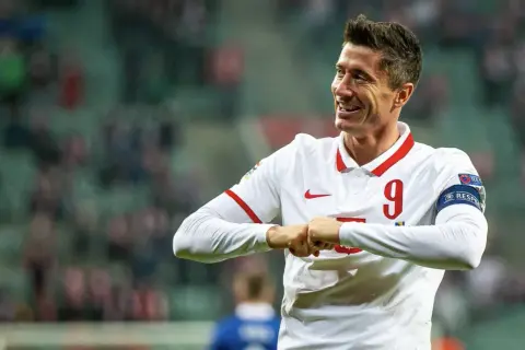Ranking strzelców Ligi Mistrzów 2025/26 – czy Lewandowski dogoni lidera?
