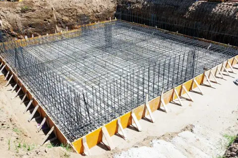 Jak zbrojenie na fundamenty zwiększa bezpieczeństwo budynku?
