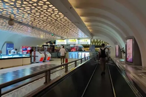 Co to znaczy transfer z lotniska? Poznaj korzyści i szczegóły