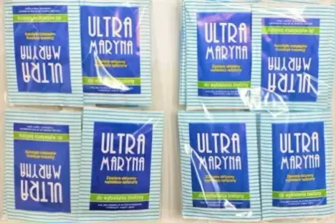 Jak skutecznie stosować ultramarynę wybielacz do tkanin bez ryzyka
