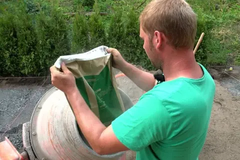 Jak zrobić małą betoniarkę – proste kroki i niezbędne materiały