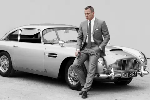 Wpływ Filmów na Kulturę Motoryzacyjną – Top 5 Filmów o Samochodach