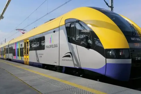 Jak dojechać do lotniska w Krakowie? Najlepsze opcje transportu i porady