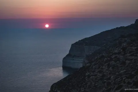Ile wysp ma Malta? Odkryj tajemnice archipelagu Maltańskiego
