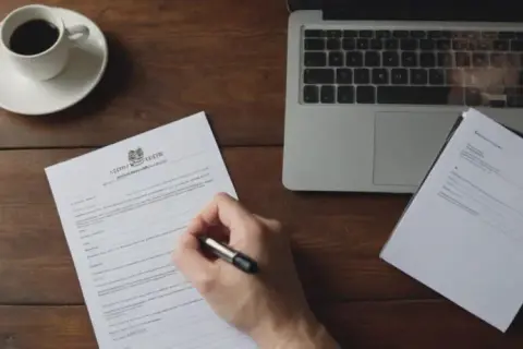 Jak napisać odwołanie od wypowiedzenia umowy o pracę - wzór i porady