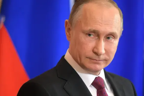 Kim jest Putin i dlaczego wywołuje kontrowersje w Rosji?
