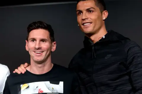 Kto jest najlepszym piłkarzem w historii? Ranking i porównanie legend futbolu