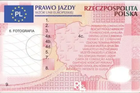 Jak odebrać prawo jazdy po zdanym egzaminie - krok po kroku bez problemów