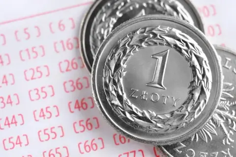 Jak wygrać 5 w mini lotto - sprawdzone strategie zwiększające szanse