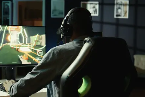 Ekonomia w CS:GO: Analiza Strategii Finansowej Czołowych Polskich Drużyn, Takich Jak Virtus.pro