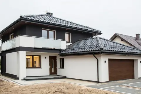 Ile kosztuje budowa domu 130m2? Sprawdź ukryte koszty i ceny