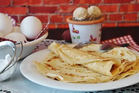 Jaka mąka do naleśników fit? Odkryj zdrowe i smaczne opcje