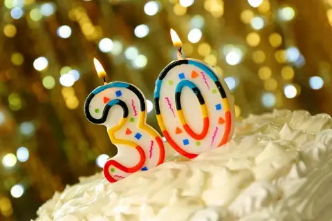 Krótkie życzenia na 30 urodziny, które zachwycą każdego jubilata
