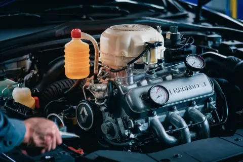 Jaki płyn do chłodnicy Renault Megane 3? Oto najlepszy wybór!