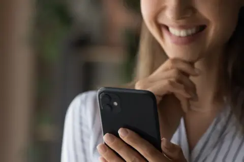 Jak odinstalować aplikacje na telefonie - proste kroki i porady