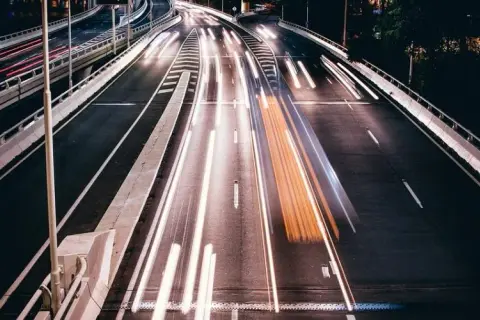 Autostrada A8 opłaty: Ile kosztuje przejazd? Wszystko, co musisz wiedzieć