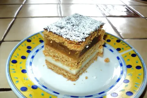 Prosty przepis na ciasto inwalida, które zachwyci każdego smakosza
