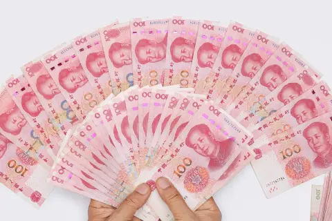 Waluta w Chinach: Co musisz wiedzieć o renminbi i juanie?
