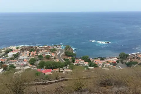 Ile trwa lot z Polski na Wyspy Zielonego Przylądka? Sprawdź fakty!