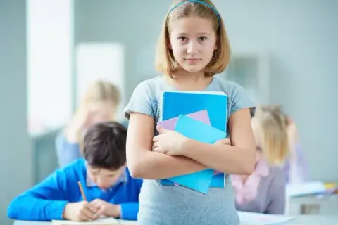 Jak napisać uzasadnienie wniosku o wydłużenie etapu edukacyjnego, by uniknąć problemów?