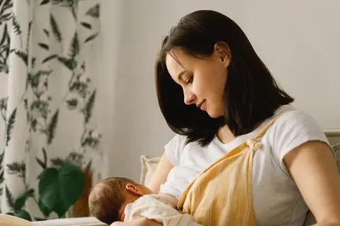 Kiedy laktacja się unormuje? Sprawdź, jak długo to trwa i co może wpłynąć na stabilizację